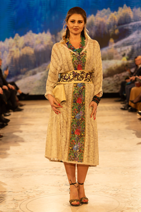 Rochie in brodat S65